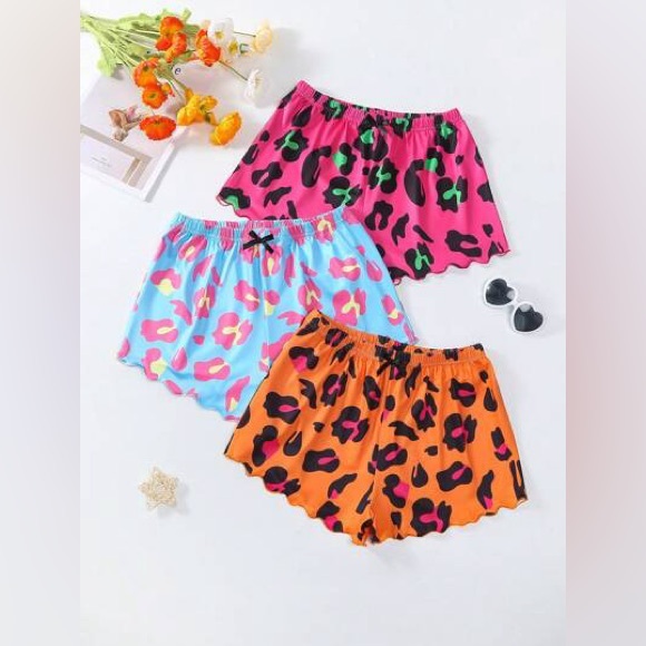 Unbranded Lounge Shorts Womens Small 2 PC Set Colorful Animal Print Cute Casual - Picture 1 of 9